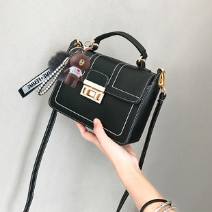 学生单肩 时尚 ins网红斜挎小包包女士2021新款 潮春夏大M气百搭韩版