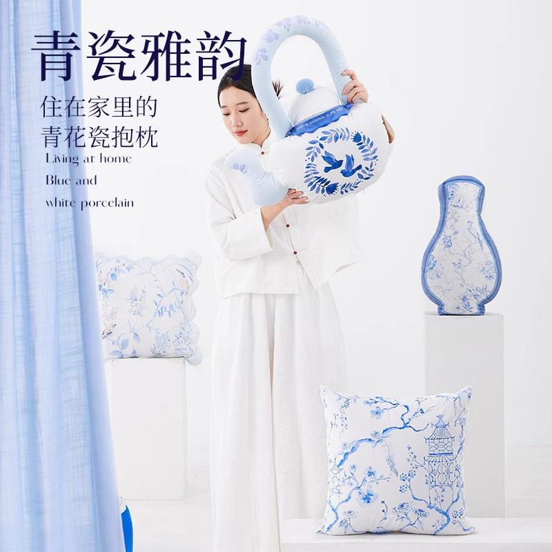 新中式术宫廷水壶创意抱枕异形壶沙发靠背垫青花瓷家居艺jx054茶