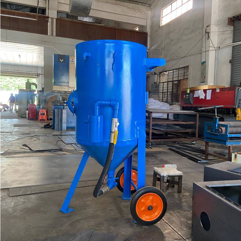 干湿两用石油管道钢结构除锈船体翻新港口工程防腐移动喷砂机打砂