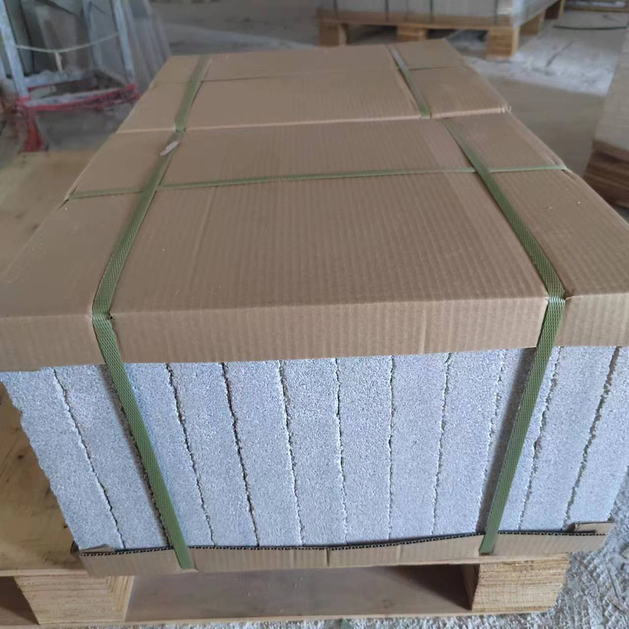 珍珠岩板防火隔热防火门内芯板保温吸音建筑外墙用膨胀珍珠岩板