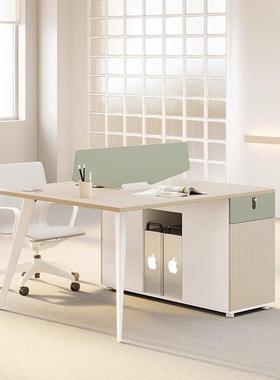 办公桌位椅组简合职4员工位约现代公司2四人办公室面VIN对面电脑