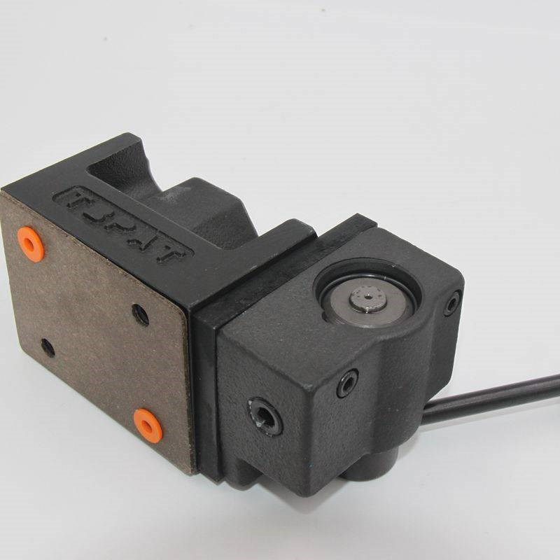 新款榆次油研款手动换j向阀DMG-03-2B 3C 2 3 4 60 3D114-50包邮