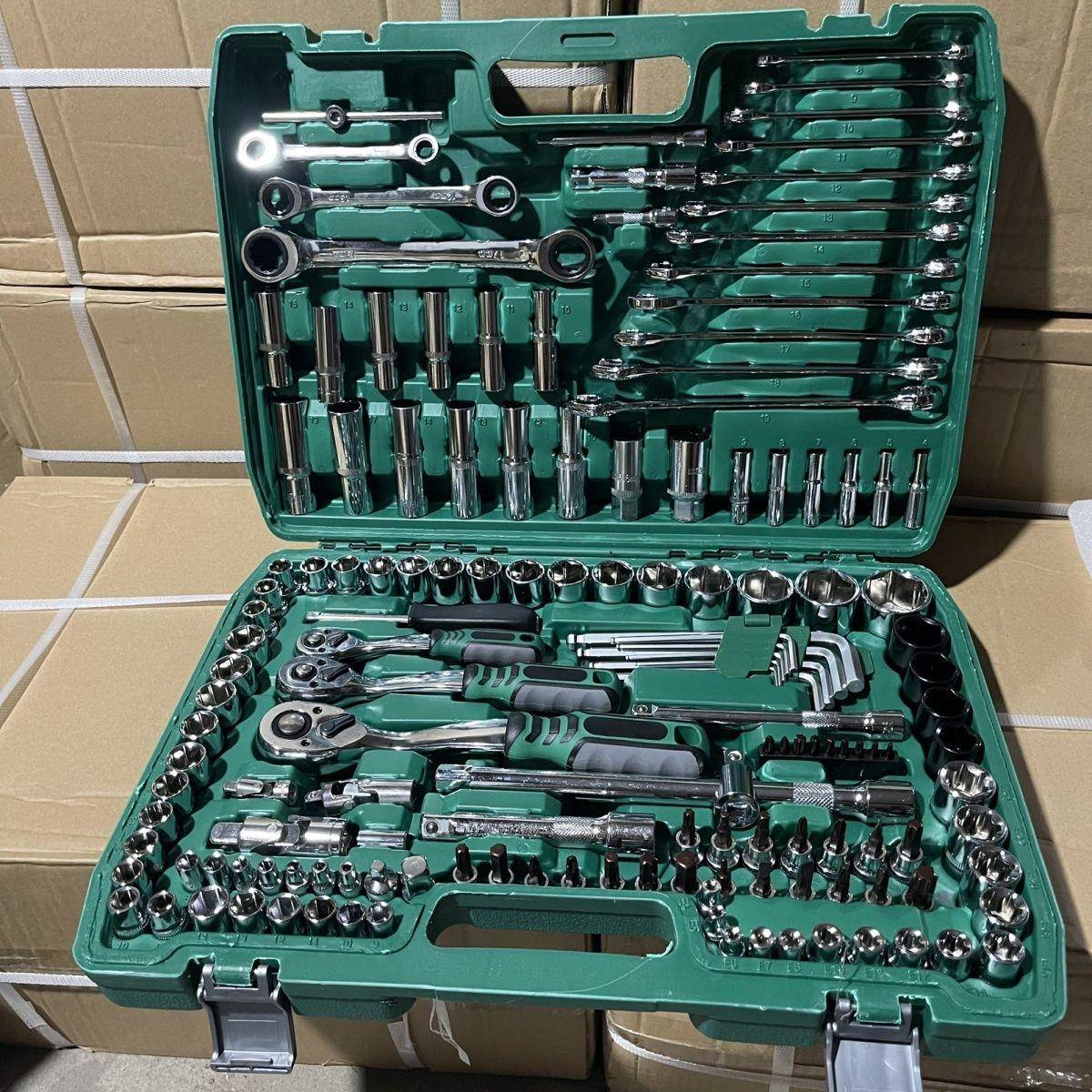 P1126401件套汽修E工具套装套筒扳手组合工9具修具车工一整套维修