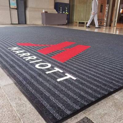 公嵌门口地毯酒硬丝刮痧店入户门地垫司进门地垫商长写字楼字logo