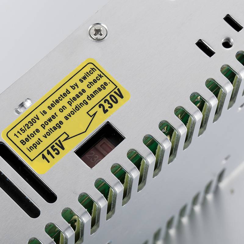 伟豪单组LED开关电源24V直流输出质保三年10A开关电源220V转24V