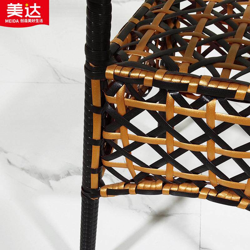 藤小室内阳台仿圆桌现代简约藤编圆桌中301台钢管塑料仿藤闲休泡