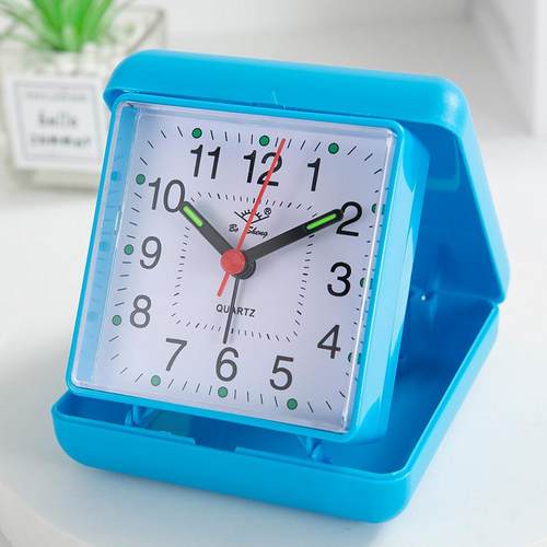 闹钟简约男女孩学生起床专用神器现代创意怀旧老人字大静音时钟表