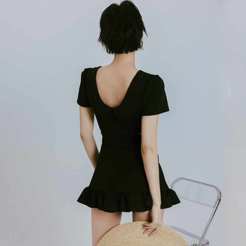 泳衣女款微胖女孩遮肉高级感显瘦遮肚保守大尺码胖mm平角连身泡温