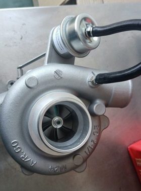 庆铃700P涡轮增压器GT25 700716-5020 4HK1涡轮增压器总成