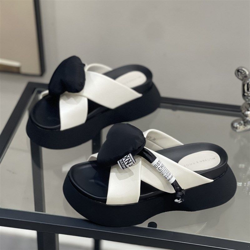 小个子增高6cm交叉带凉拖鞋女2025夏季新款网红爱心沙滩一字拖鞋,女鞋,一字拖,淘宝优惠券,粉丝福利购,淘宝优惠卷