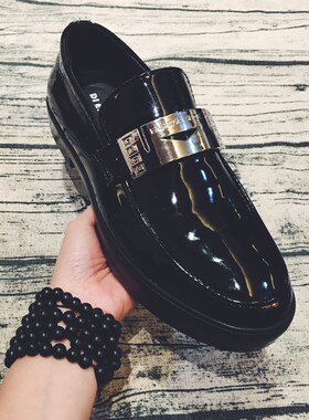 夏天黑色透气小皮鞋男鞋子韩版潮流漆皮一脚蹬大头休闲懒人马丁鞋