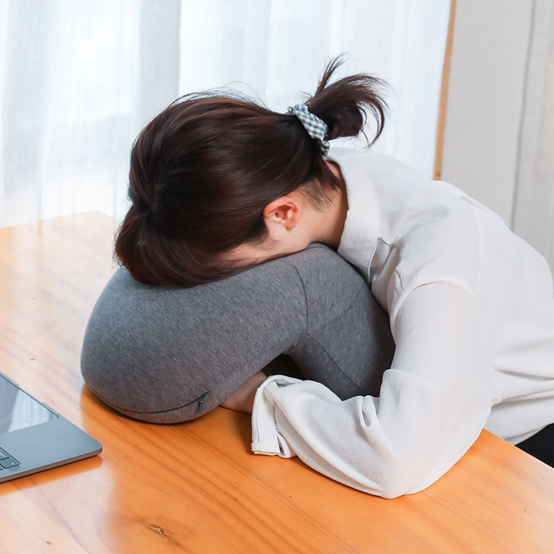 午睡枕趴b睡枕办公室仰睡坐着睡觉神器学生成人午休上班族午觉枕