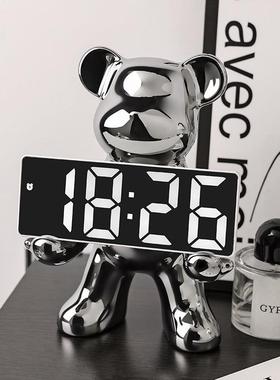 贝客汉MKD美轻奢暴力熊时钟摆家件居厅玄关卧室装面饰品桌电子钟