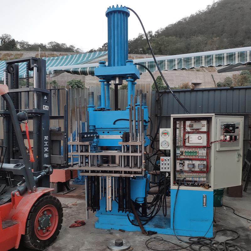 05ZLB橡胶注压成型硫化机七里港里隆200吨注压机二开模塑料压片