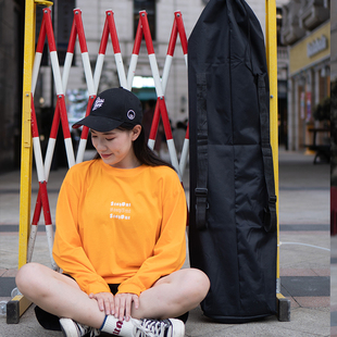 不在家长板包滑板双肩包防水成人男女方便携带潮单肩包舞板挎包