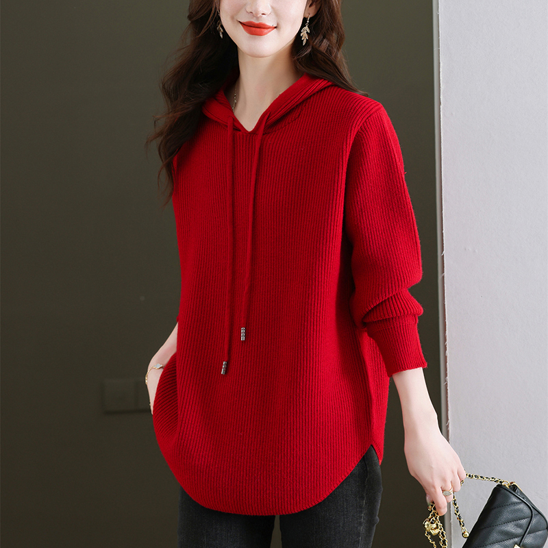 胖mm休闲宽松连帽毛衣女秋冬打底针织上衣特大码中长款羊毛衫外搭