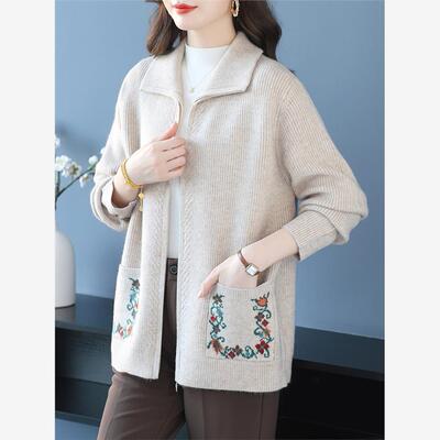 中年妈妈秋冬连帽羊毛衫外套女加肥大码毛衣针织开衫翻领洋气上衣