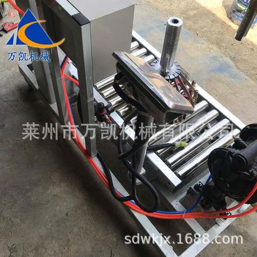 膏体灌装机流动性差膏霜酱料灌装用自动称重自动压盖液体灌装设备