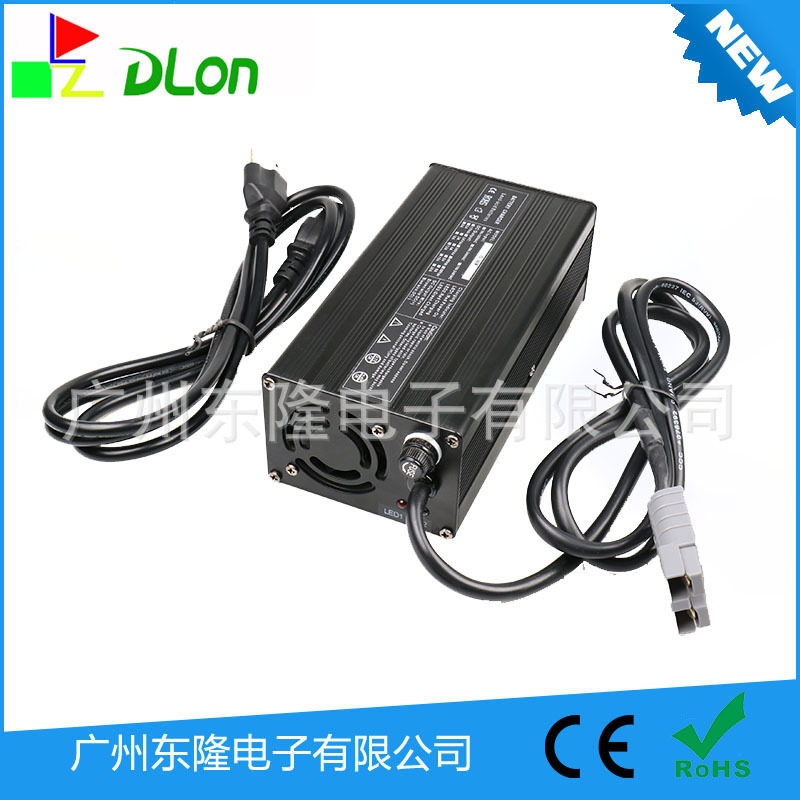 厂家直销12V20A电动车|扫地机智能多类型接口充电器
