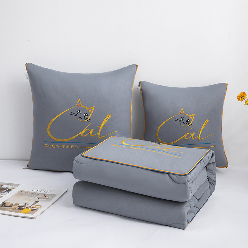 纯棉抱枕被加大午睡被汽车两用靠垫薄被全棉空调小被子多功能盖毯