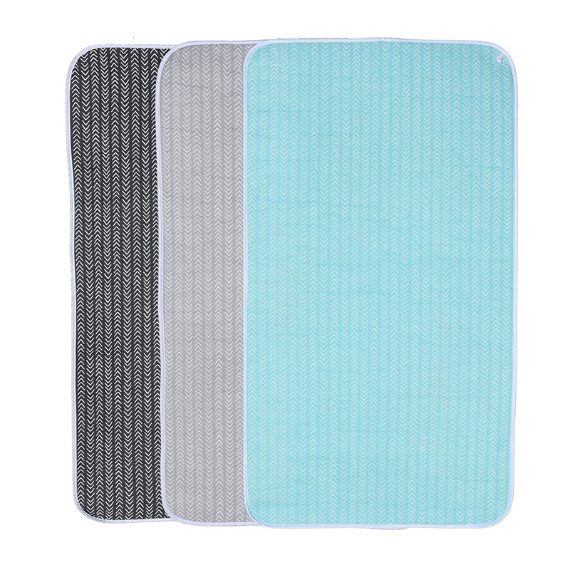 便携折叠熨衣垫耐高温烫衣垫桌面隔热熨烫布加厚全棉家用方便防烫