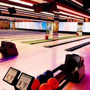 保龄球体验馆
