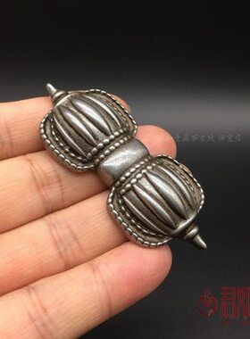 藏式云铁九股金刚杵挂件 藏饰民族风迷你寒铁托甲小配饰金刚撅