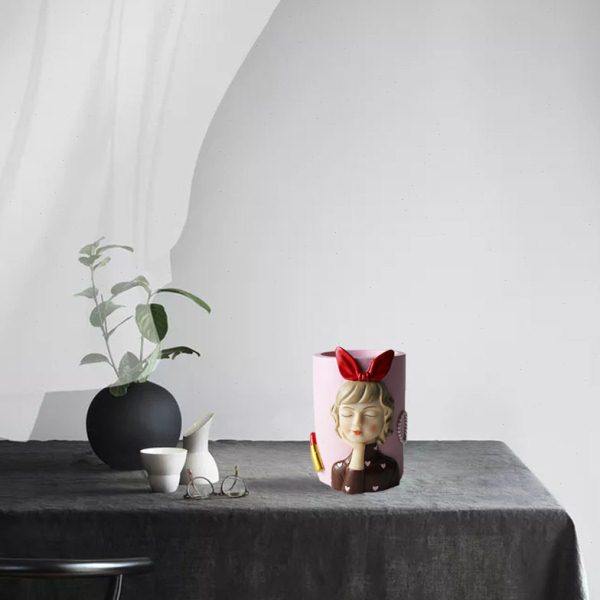 创意风格少女笔筒大容量简约个性书桌室内摆件