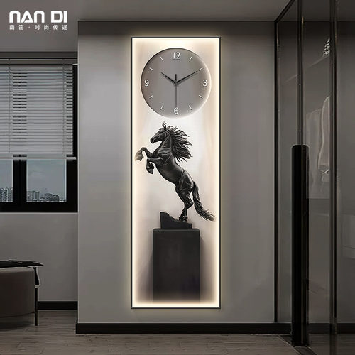 马到成功玄关装饰画钟表挂钟客厅现代简约走廊楼梯挂.画艺术时钟