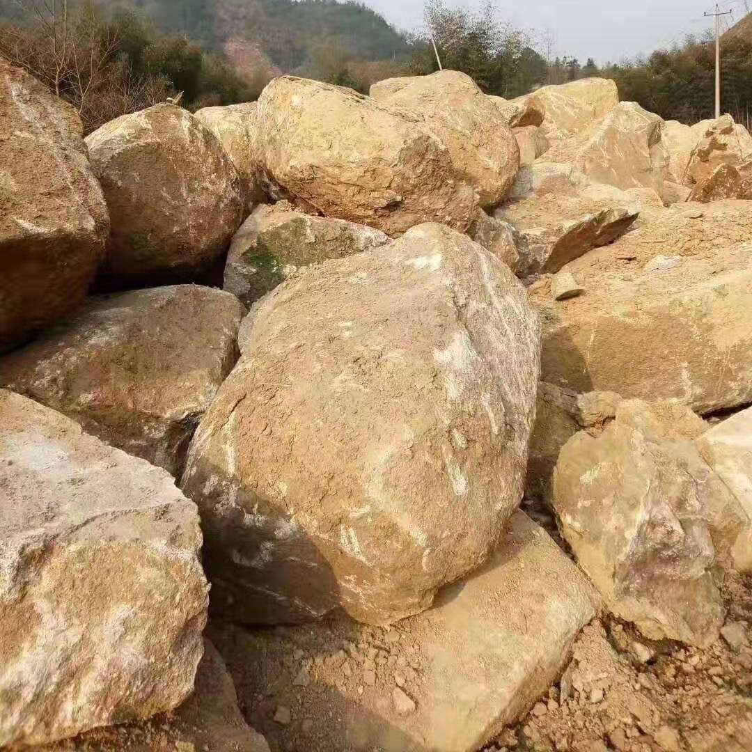 厂价 鹅卵石大规格河滩石庭院造景河冲石溪滩石湿地公园景观石