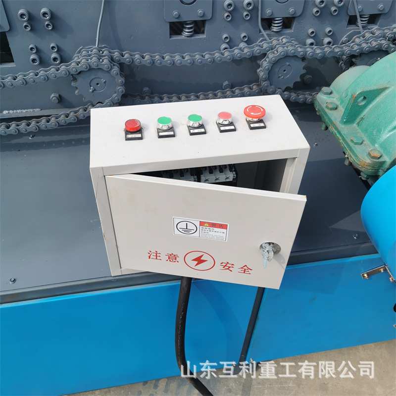 新型多功能钢管调直机 圆管变方管调直除锈刷漆一体机