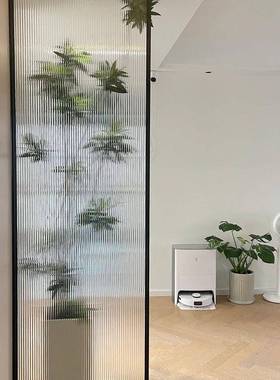 HQS现代简约长玻璃屏风隔断客厅挡不锈水波钢立纹遮水方钢化网批