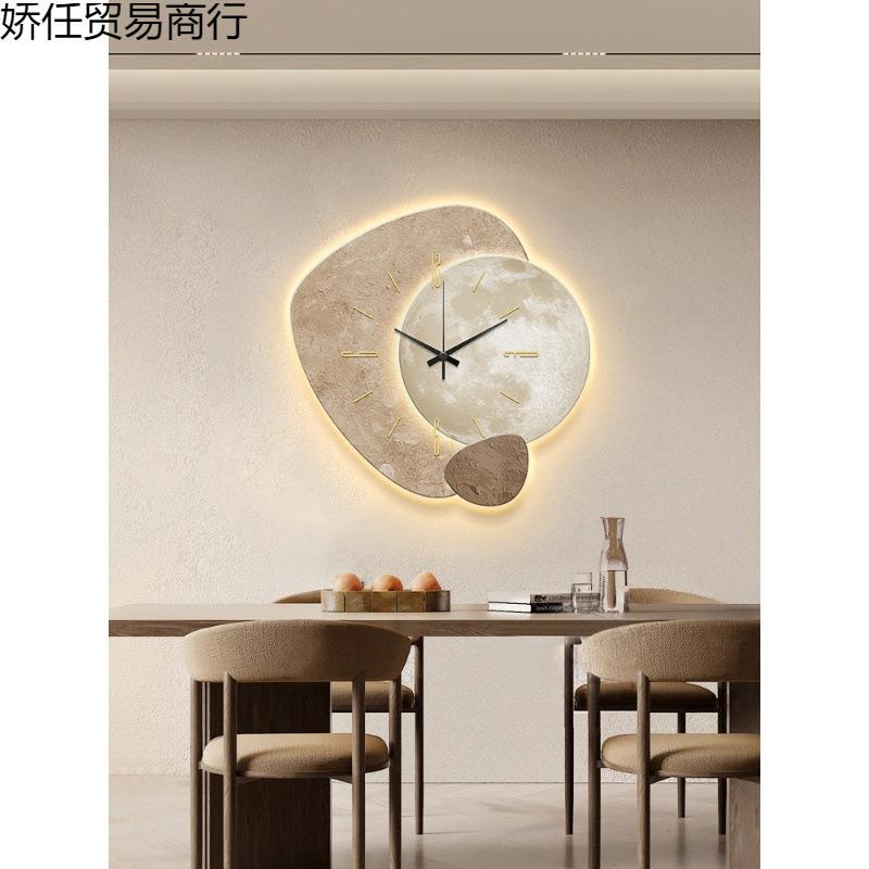 意式钟轻感奢挂钟客厅新款drADRHdz餐厅创装饰画表挂墙意时钟壁灯