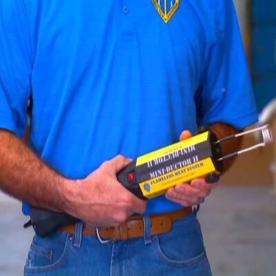 厂家销售手0持迷你感列应加热器KIKIA-10000A-10W系手持高频机