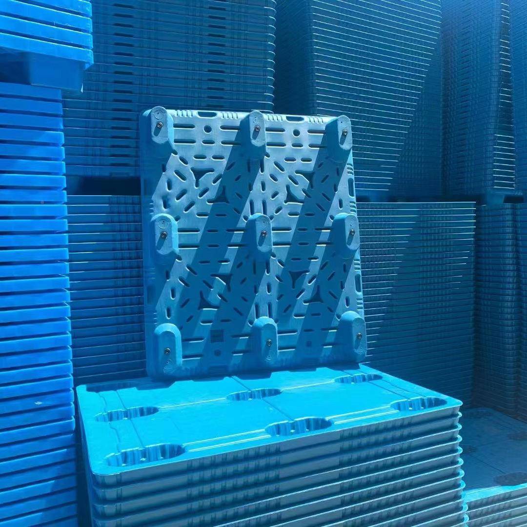 厂家直供吹塑九脚塑潮料托盘物流运2输托盘1MLL10仓库防垫板