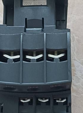 现货ZAM供应全新7交流接触器C1-D25M7CP7CBL7CF7CQCAC24~380V