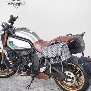 肌车狼适用春风700CLX边包侧边包可装头盔半盔全盔专用快拆架带锁