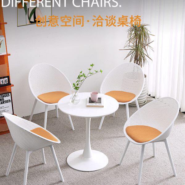 北欧创意洽谈桌椅组合休闲户外阳台接待会客桌椅谈判岩板小圆桌子