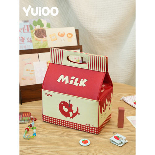 Yuioo原创苹果味牛奶化妆包大容量便携防水相机收纳包皮质洗漱包