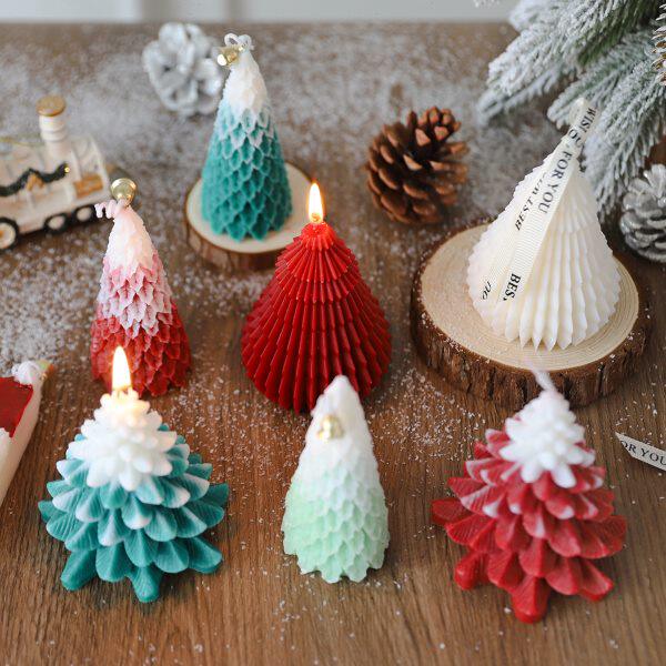 冬日浪漫圣诞树香薰蜡烛圣诞节礼物橱窗场景布置桌面装饰摆件