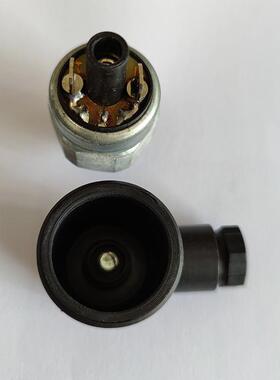 德国layher 210010压力开关 420010压力开关 480016压力开关