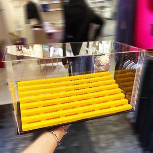 小人偶收纳盒透明亚克力防尘罩人仔展示盒L架柜阶梯式站台拼装积