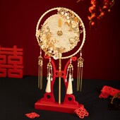 春日暄和新娘结婚迎亲手捧花团扇喜扇香槟色秀禾服婚扇遮面扇子