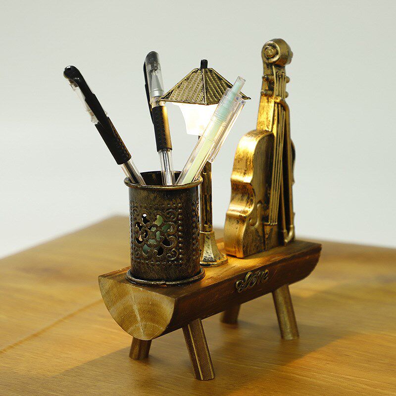 新款创意笔筒办公室摆件 复古小提琴装饰摆件 塑料木制工艺品