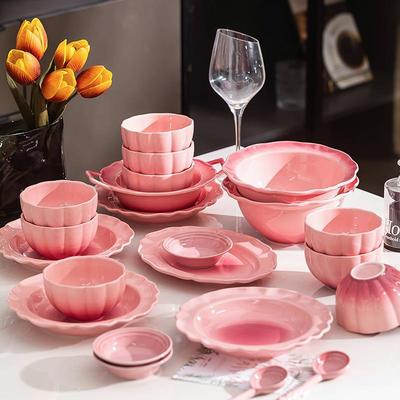 可碗碟盘家用套渐变粉爱餐具健康釉下彩装饭碗盘组JQL合高颜子值