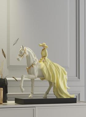 英伦风覆古人物艺术摆件高级感雕塑客厅展示柜书房酒柜装饰工艺品