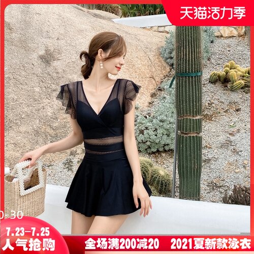 显瘦女游泳衣夏连体仙气带钢托y小胸聚拢蕾丝荷叶边韩温泉度假新