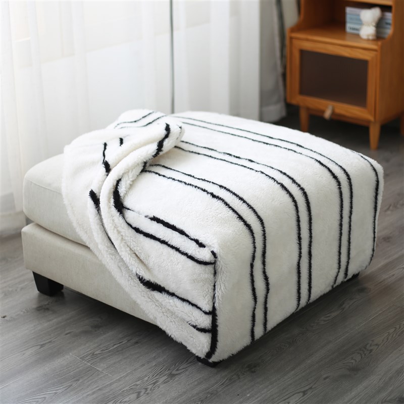 高克重毛绒方榻套春季加厚简约方榻罩全包氛围感沙发布防滑沙发垫