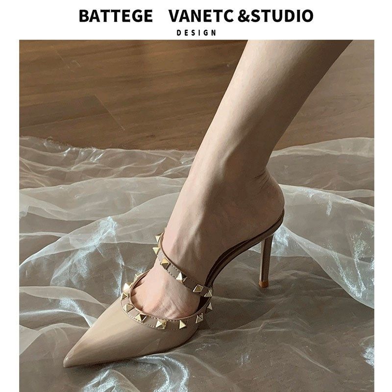 裸色高跟鞋女2024秋季新款铆钉尖头一字带凉拖鞋百搭外穿半拖鞋女