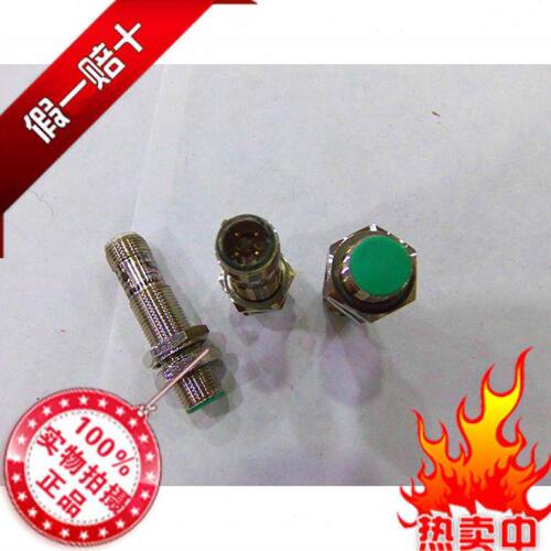 航空插头M12齐平抗干扰接近感应开关传感器3线pnp常开FRB12E4PK-r